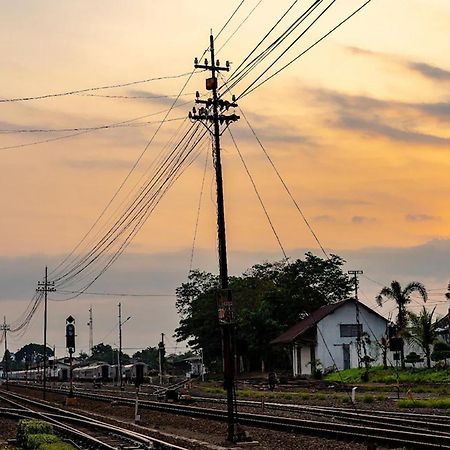 Monica Hotel Jogyakarta Zewnętrze zdjęcie