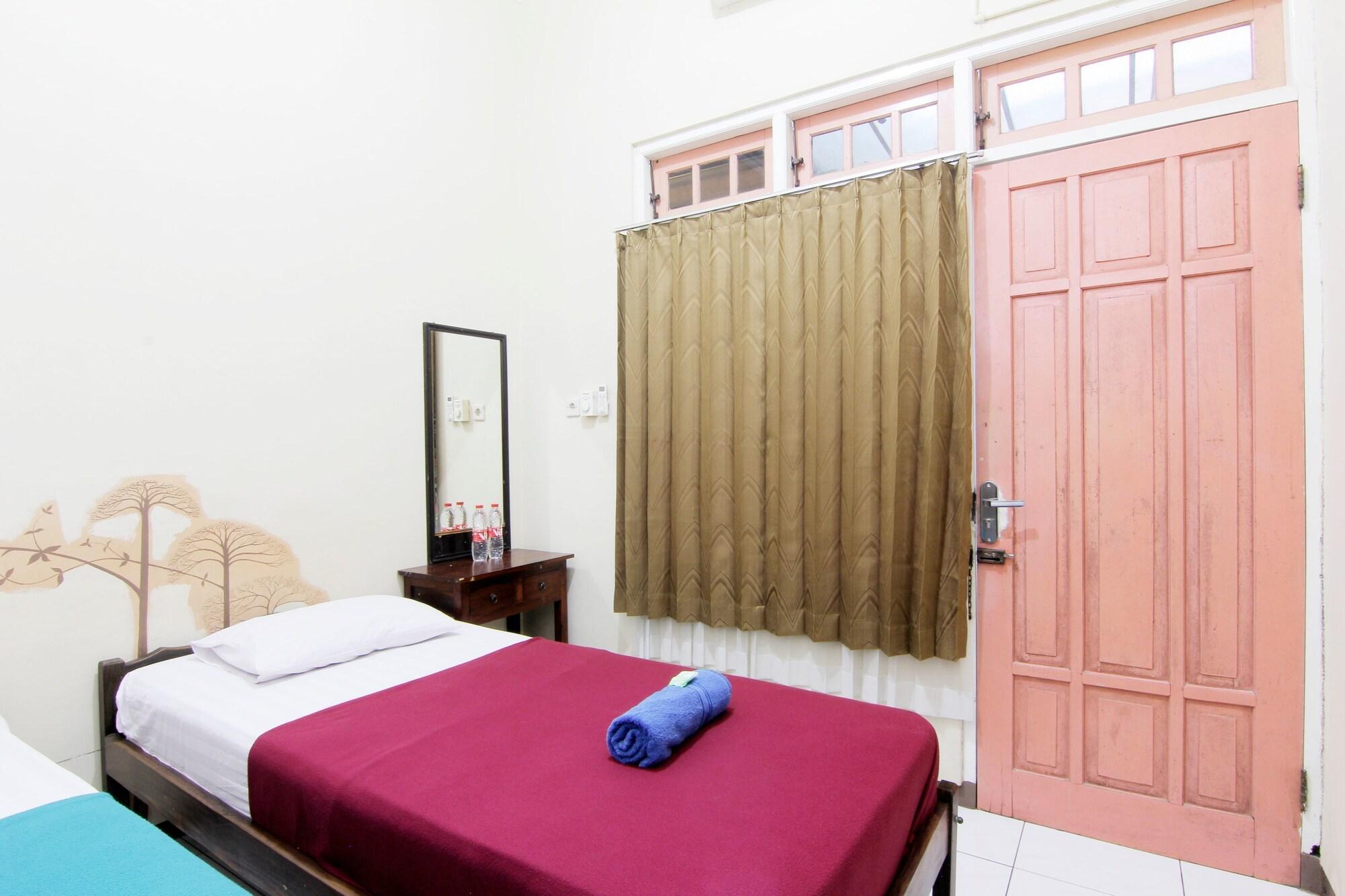 Monica Hotel Jogyakarta Zewnętrze zdjęcie