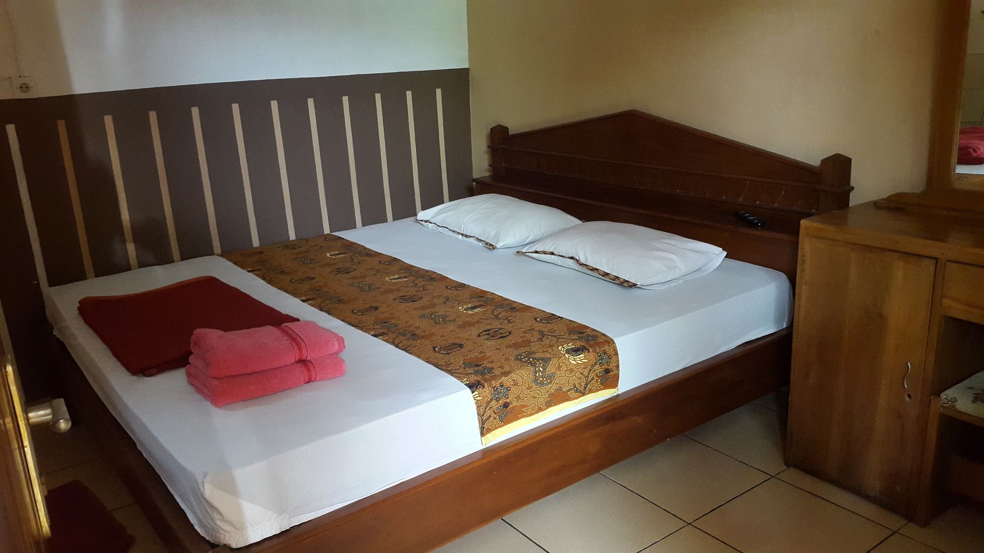 Monica Hotel Jogyakarta Zewnętrze zdjęcie
